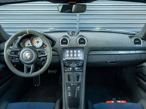 Certified 2023 Porsche 718 Cayman GT4 RS image 26