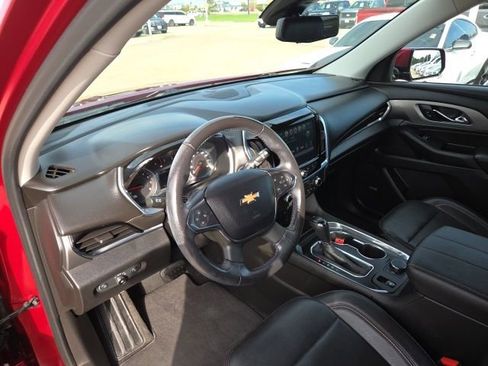 Used 2019 Chevrolet Traverse LT w/ LT Premium Package image 26