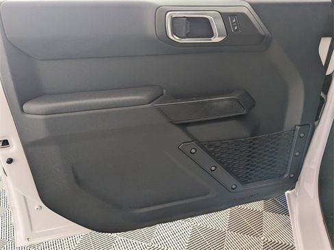 Used 2025 Ford Bronco Big Bend image 10