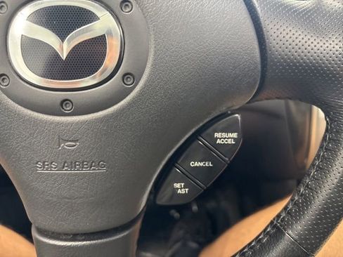 Used 2003 MAZDA Protege5 FWD image 31