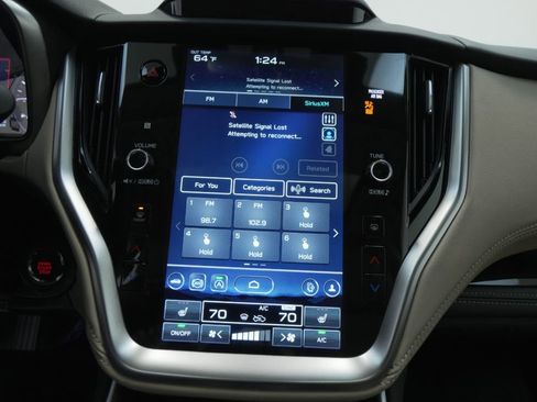 Used 2025 Subaru Outback Limited image 44