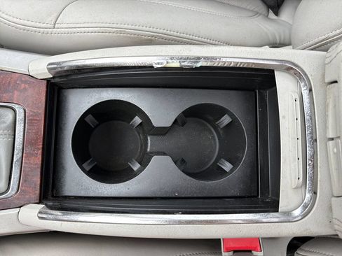 Used 2013 Buick LaCrosse Premium FWD image 48