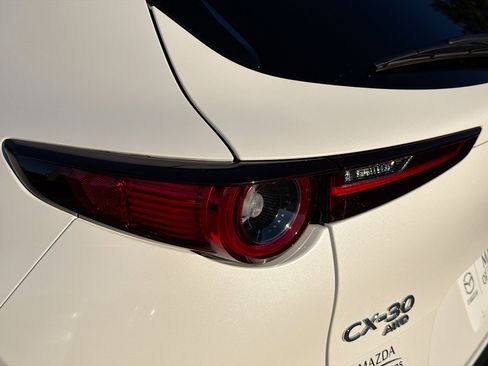 Used 2022 MAZDA CX-30 AWD 2.5 S w/ Premium Package image 10