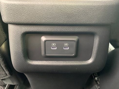 New 2026 Nissan Pathfinder SV image 17