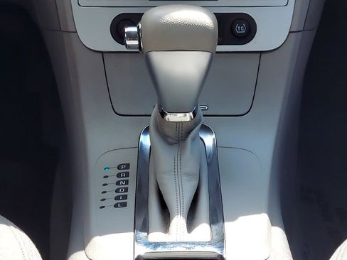 Used 2009 Chevrolet Malibu LS FWD image 14