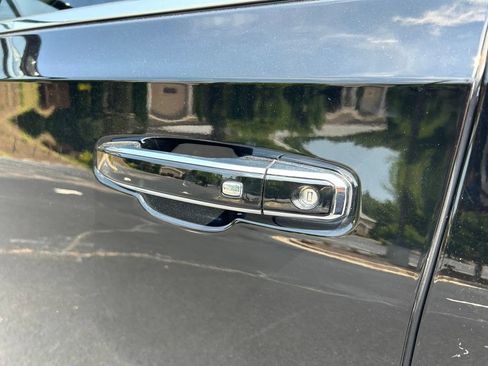 Used 2023 GMC Yukon Denali Ultimate AWD/4WD image 28