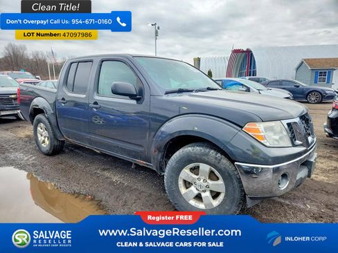Used 2010 Nissan Frontier SE w/ Moonroof Pkg AWD/4WD image 5