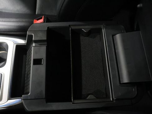 Used 2021 Ford Explorer Limited image 31