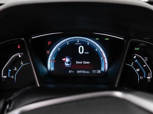 Used 2016 Honda Civic Touring image 27