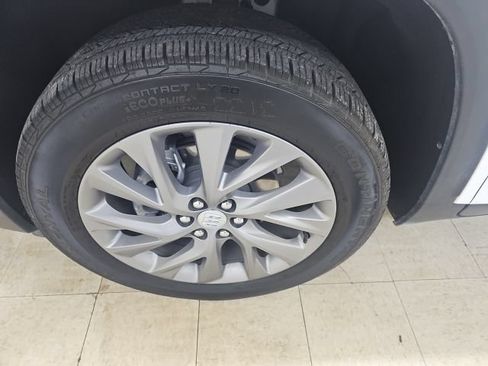 Used 2026 Buick Enclave Preferred FWD image 26