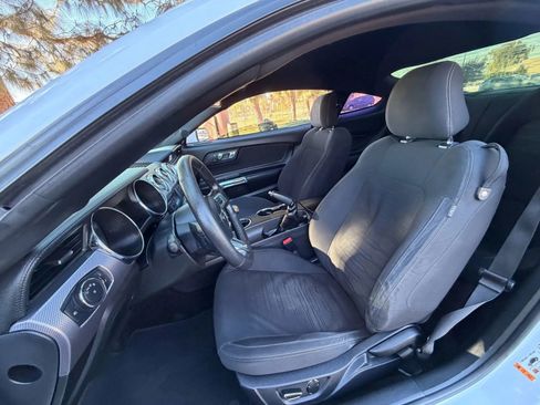 Used 2015 Ford Mustang GT RWD image 23