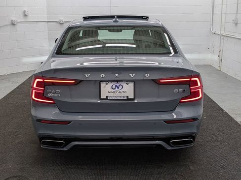 Used 2022 Volvo S60 B5 Momentum w/ Premium Package image 24