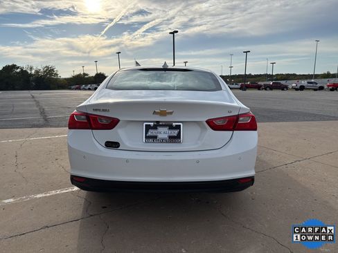 Used 2024 Chevrolet Malibu LT image 4