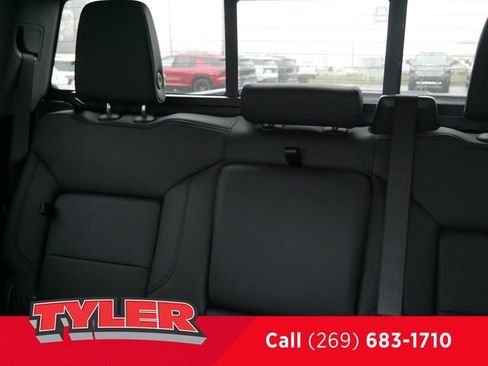 New 2026 Chevrolet Silverado 1500 LT w/ Z71 Off-Road Package image 45