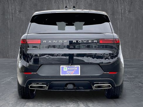 Used 2024 Land Rover Range Rover Sport SE image 5