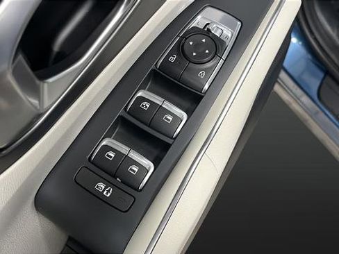 Used 2025 Kia Sorento EX AWD/4WD image 31