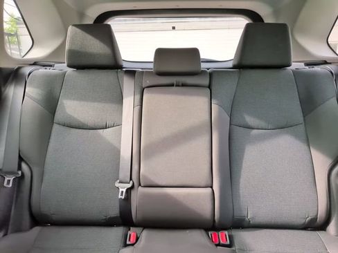 Used 2024 Toyota RAV4 LE AWD/4WD image 21