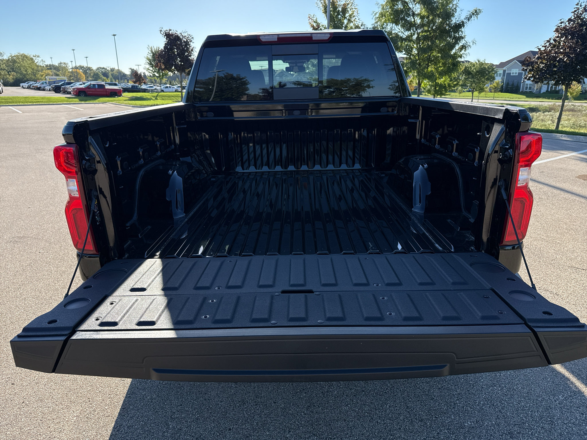New 2026 Chevrolet Silverado 1500 RST w/ Safety Package AWD/4WD image 10