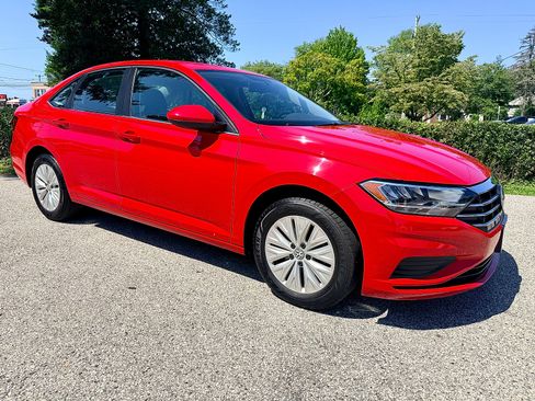 Used 2019 Volkswagen Jetta S FWD image 2