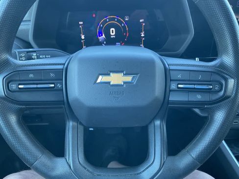 Used 2023 Chevrolet Colorado W/T image 14