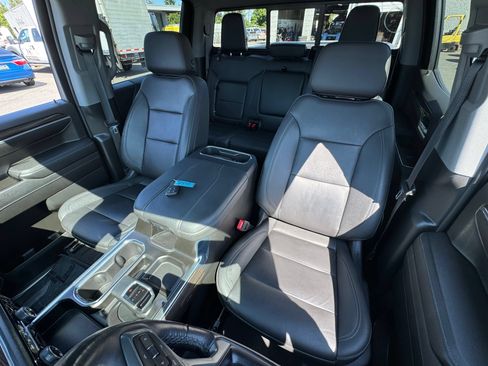 Used 2023 Chevrolet Silverado 1500 RST w/ Convenience Package II AWD/4WD image 18