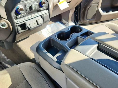 Used 2021 Chevrolet Silverado 1500 LT image 29