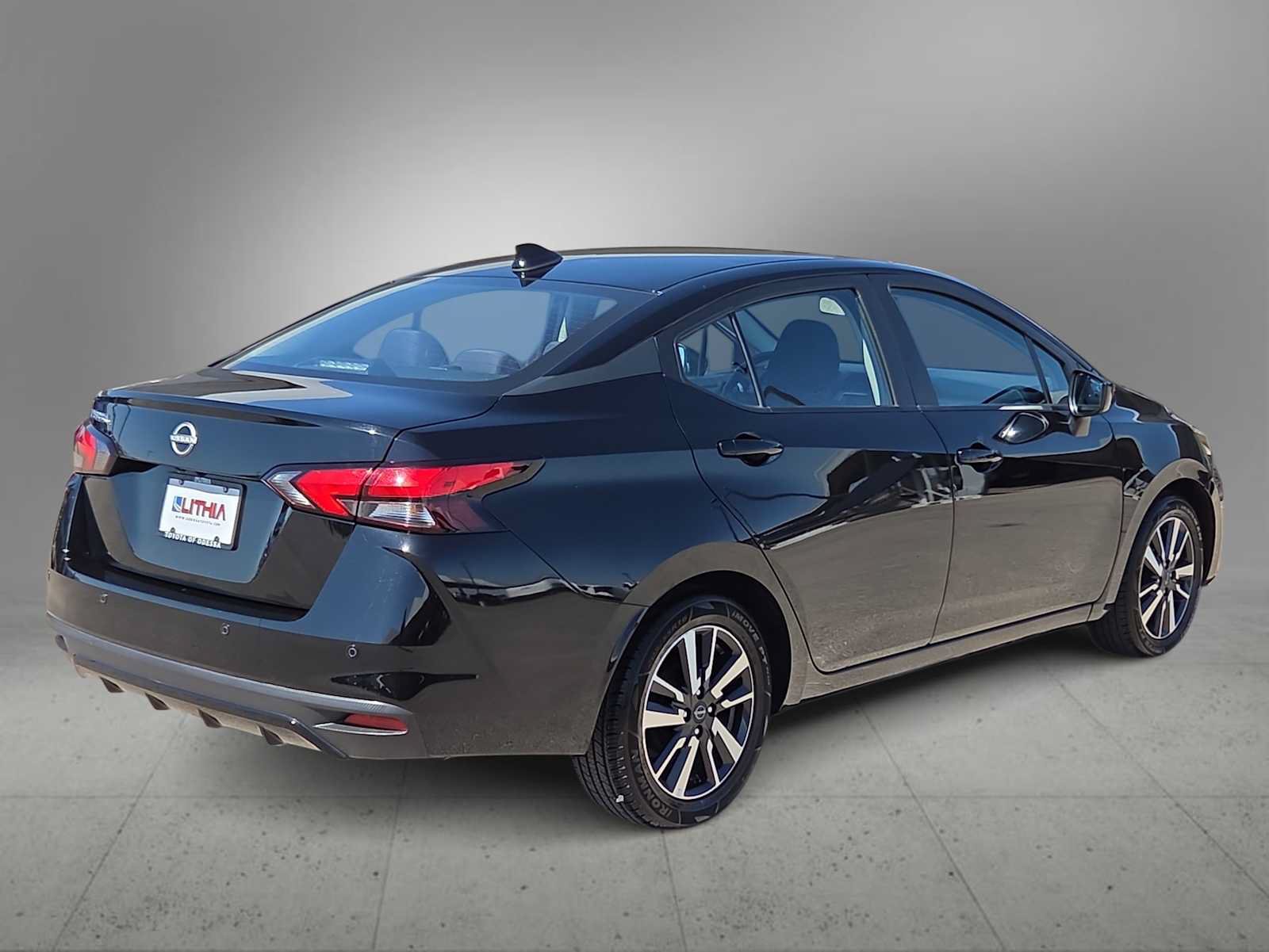 Used 2025 Nissan Versa SV FWD image 8