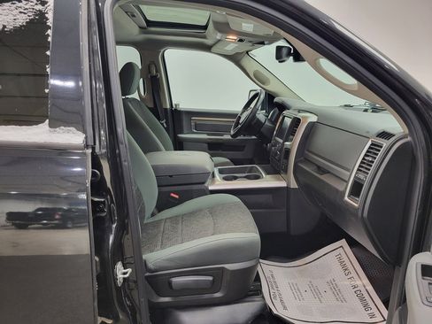 Used 2017 RAM 1500 Big Horn image 10