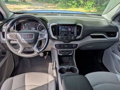 Used 2024 GMC Terrain SLT w/ LPO, Floor Liner Package AWD/4WD image 27