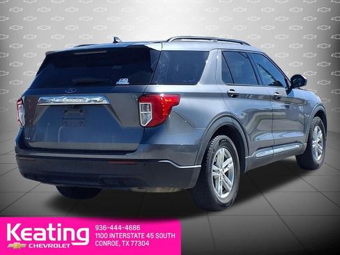 Used 2022 Ford Explorer XLT image 8