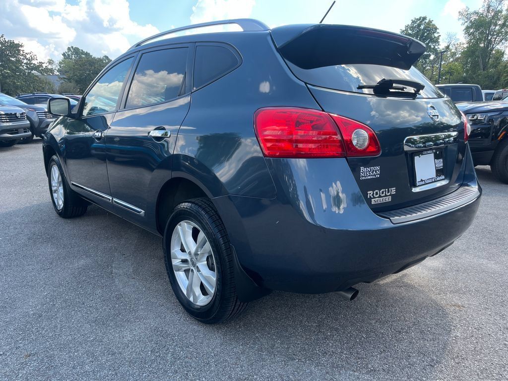 Used 2015 Nissan Rogue S w/ Convenience Package FWD image 2