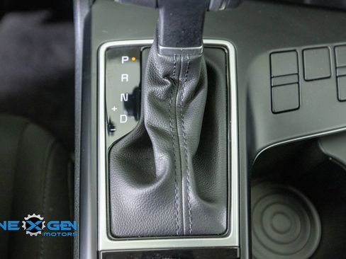 Used 2025 Kia Sportage LX FWD image 20