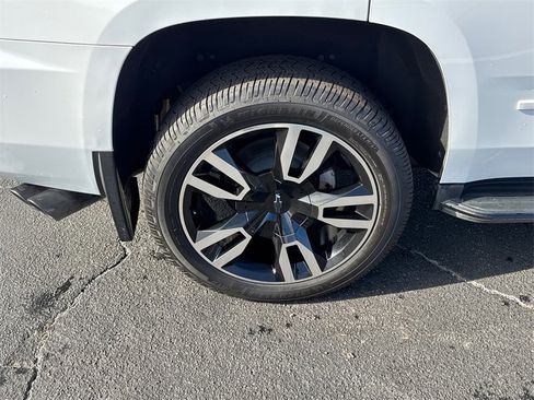 Used 2019 Chevrolet Tahoe Premier w/ RST 6.2L Performance Edition image 18