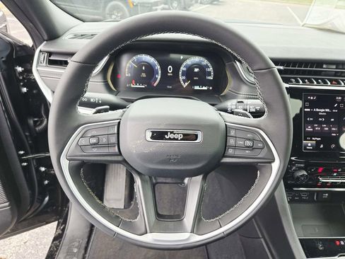 New 2026 Jeep Grand Cherokee L 4WD image 21