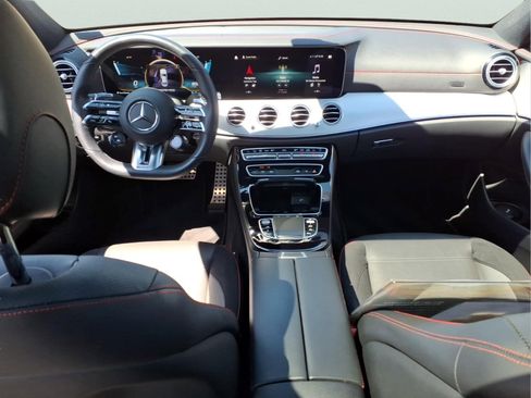 Used 2022 Mercedes-Benz E 53 AMG 4MATIC Sedan image 21
