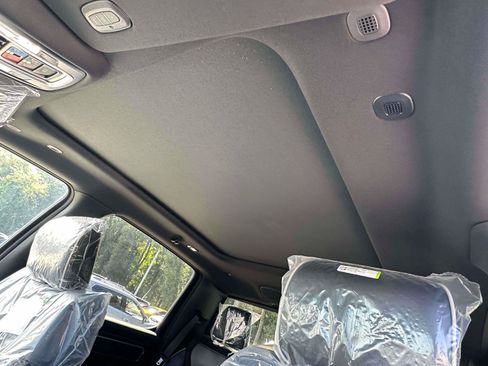 Used 2026 RAM 1500 Laramie w/ Night Edition AWD/4WD image 19