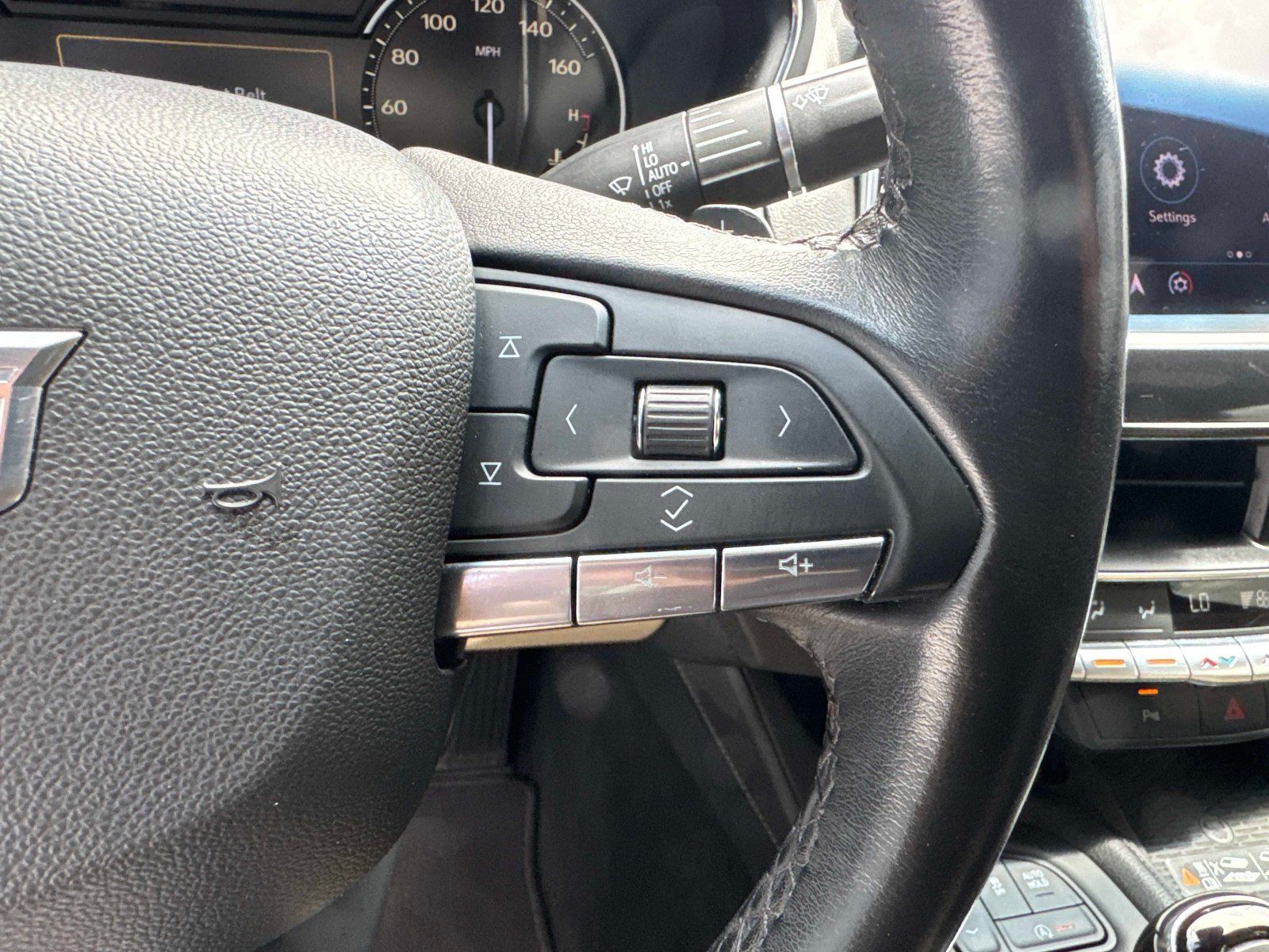 Used 2023 Cadillac CT5 Luxury w/ Sun And Sound Package RWD image 28