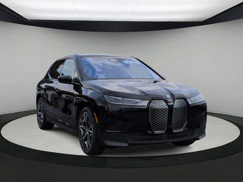 Used 2024 BMW iX xDrive50 w/ Premium Package AWD/4WD image 2