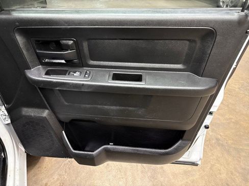 Used 2021 RAM 3500 Tradesman w/ Chrome Appearance Group image 31