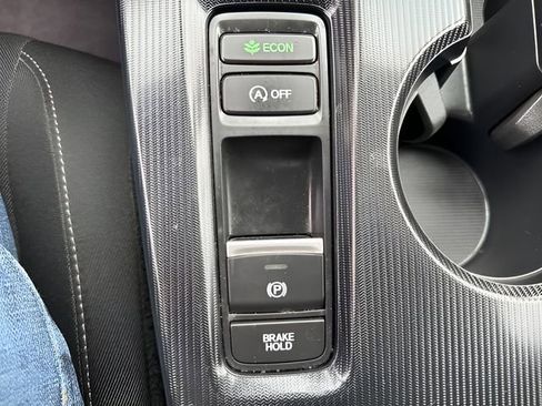 Used 2023 Honda Civic LX image 28