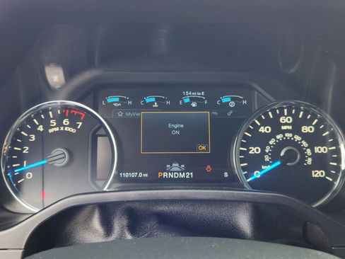 Used 2015 Ford F150 Platinum w/ Equipment Group 701A Luxury image 10