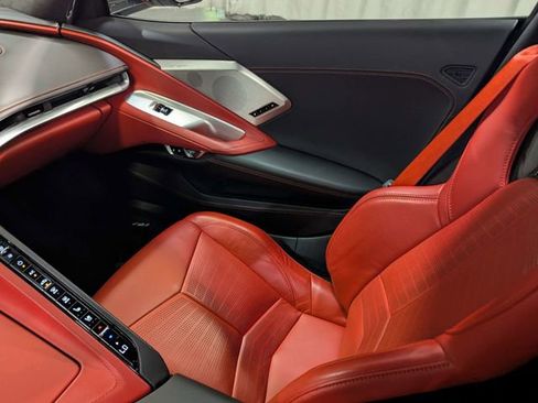 Used 2021 Chevrolet Corvette Stingray Premium Cpe w/ Z51 Performance Package RWD image 8