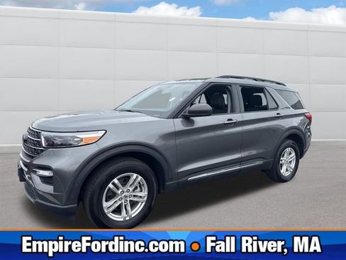 Used 2022 Ford Explorer XLT w/ Equipment Group 202A AWD/4WD image 1