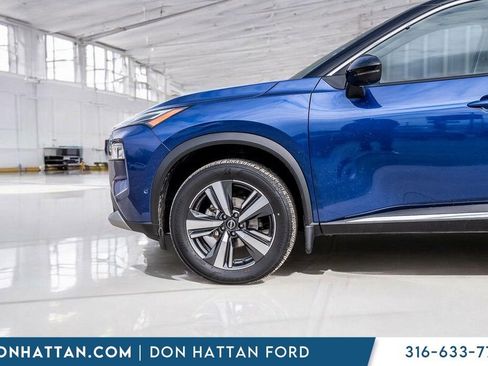 Used 2023 Nissan Rogue Platinum w/ Platinum Premium Package image 41