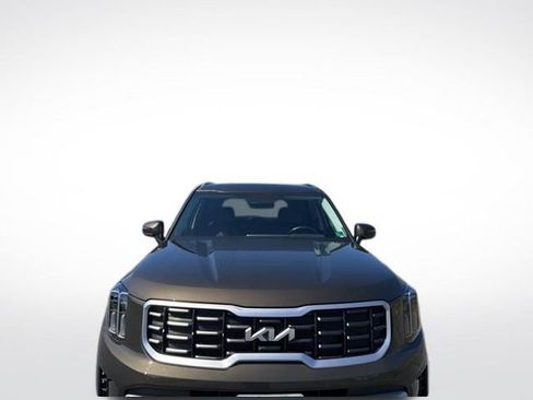 Certified 2024 Kia Telluride S image 13