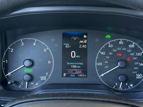 Used 2025 Toyota Corolla LE FWD image 24
