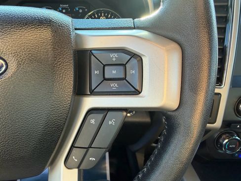 Used 2018 Ford F150 Lariat image 25