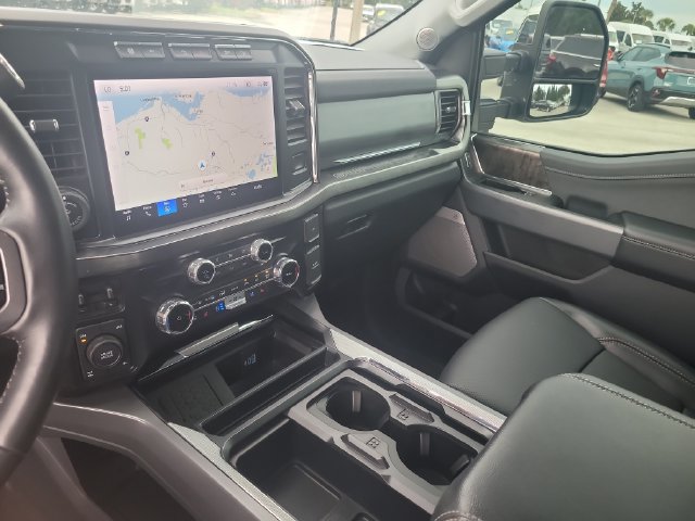 Used 2024 Ford F350 Lariat w/ Lariat Ultimate Package AWD/4WD image 22