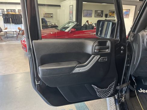 Used 2012 Jeep Wrangler Sport AWD/4WD image 31