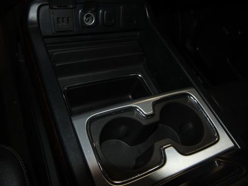 Used 2015 GMC Sierra 1500 SLT w/ Driver Alert Package image 18